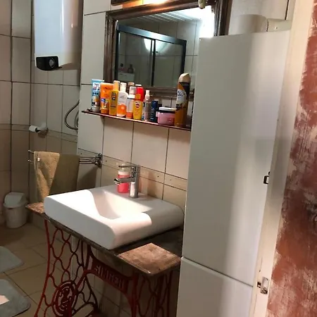Kaleici Muhtesem Konum Benzersiz Genis Uygun Fiyat Katta Ev Apartment