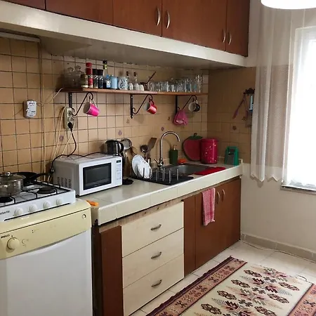 Kaleici Muhtesem Konum Benzersiz Genis Uygun Fiyat Katta Ev Apartment Antalya