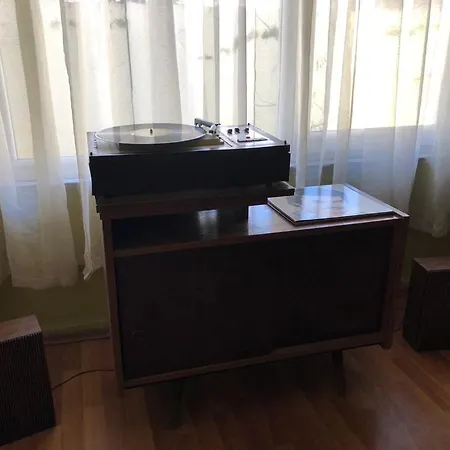 Kaleici Muhtesem Konum Benzersiz Genis Uygun Fiyat Katta Ev Apartment Antalya